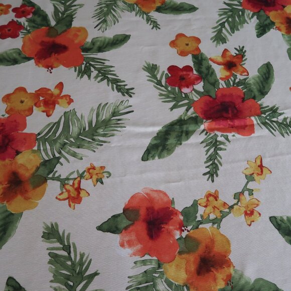 Croft & Barrow Tablecloth Tropical Floral Polyester Fabric 60" x 102" - Picture 2 of 7